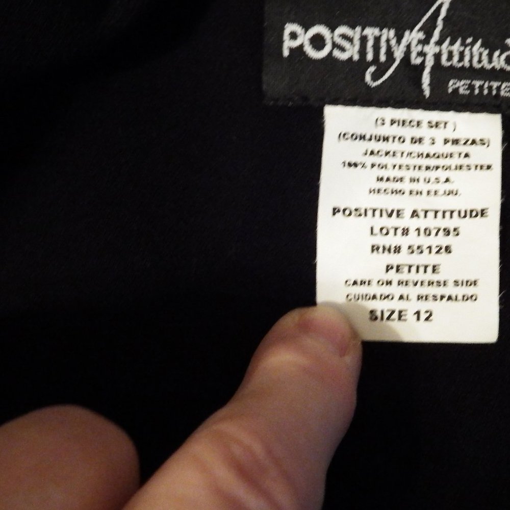 2 piece set- jacket and tank, Size 12 Petite - Picture 7 of 7